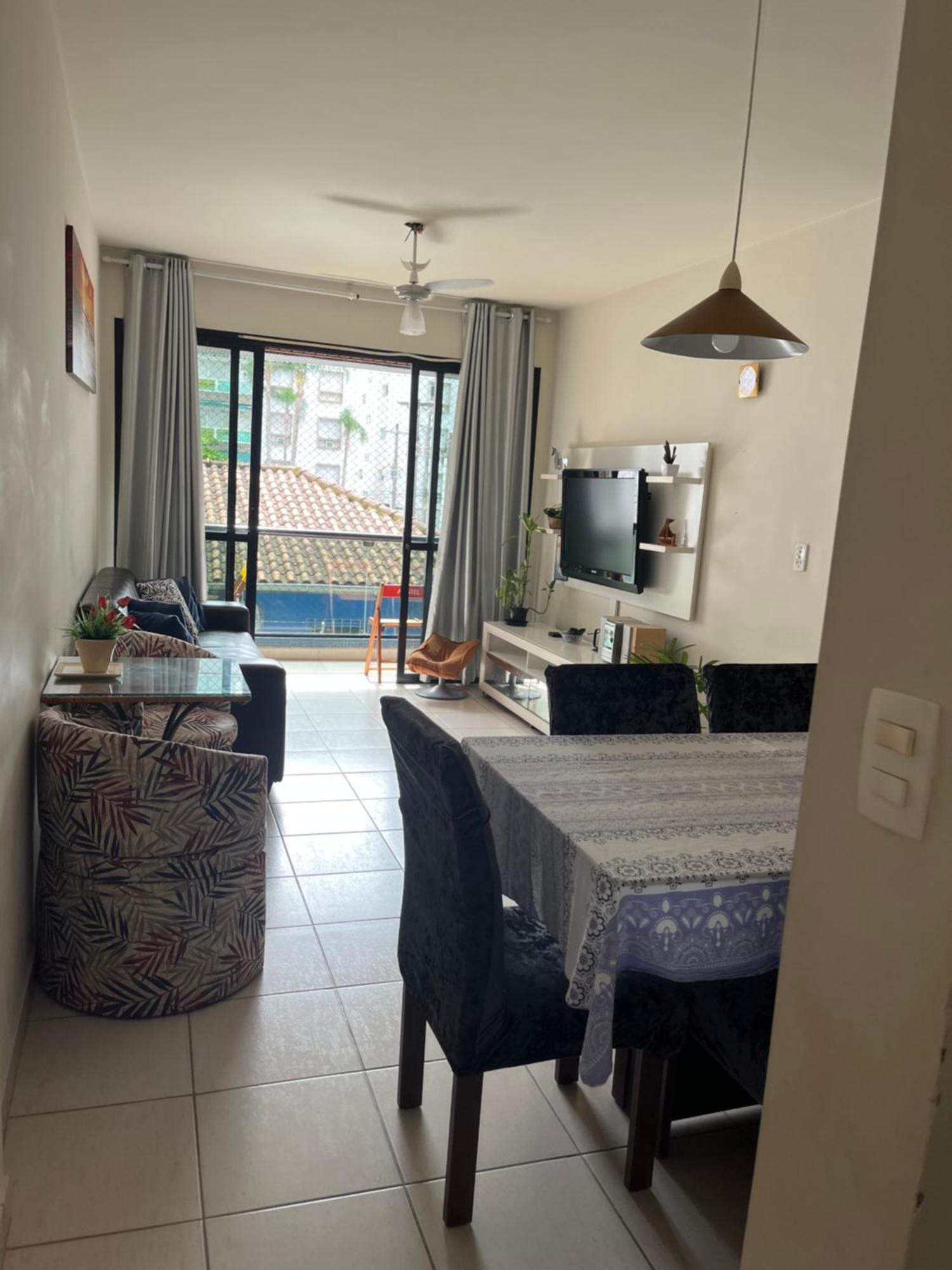 Apartamento amplo a menos de 400 metros da praia localizado próximo a praça da Brunella, área nobre do Guarujá. Exterior foto